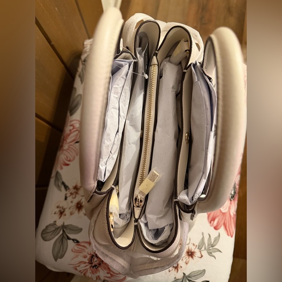 Kate Spade Dumpling Large Satchel Bag originally $459 - Picture 9 of 12